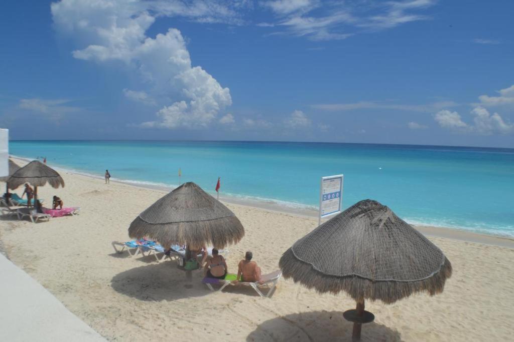 Private Room. Brisas. Zona Hotelera. Cancún Zewnętrze zdjęcie